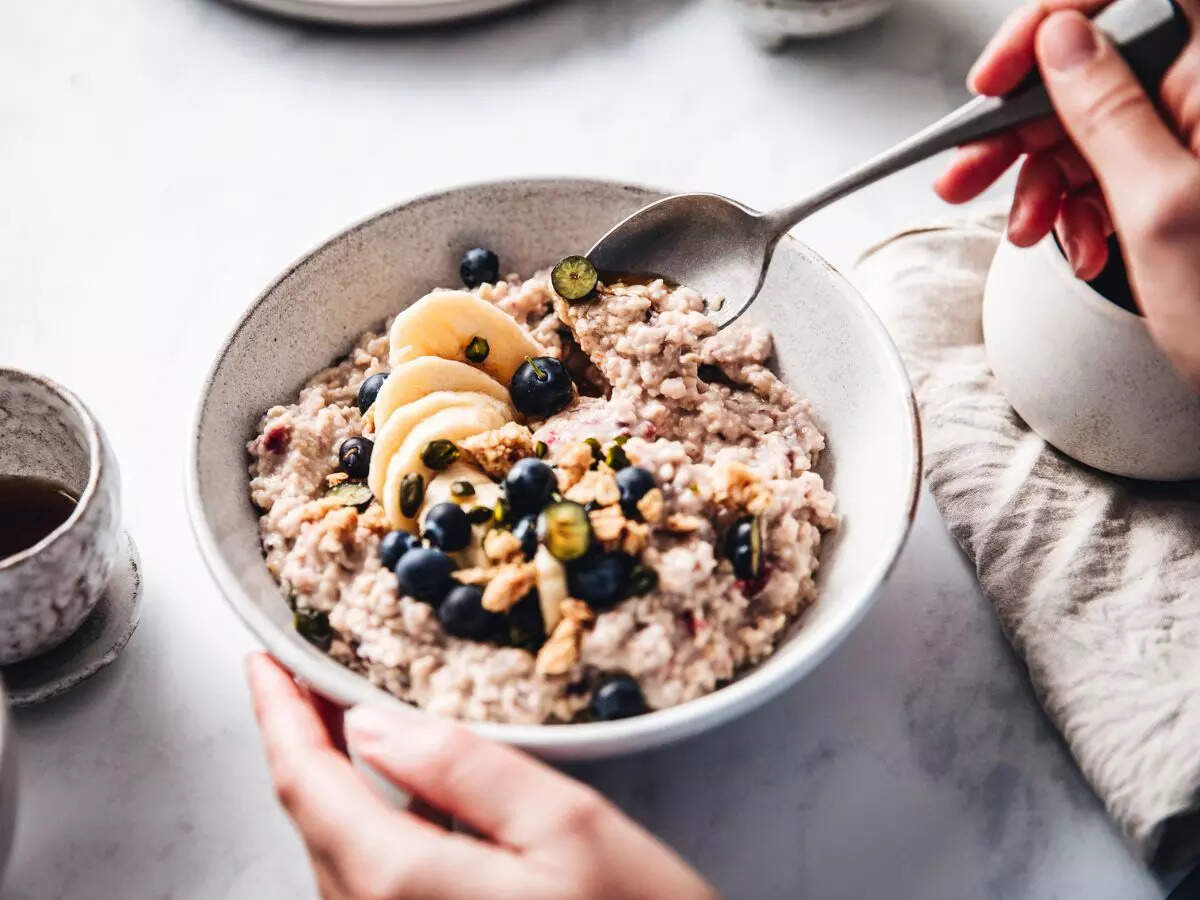 Oatmeal might be the breakfast hero we need, but there is a catch